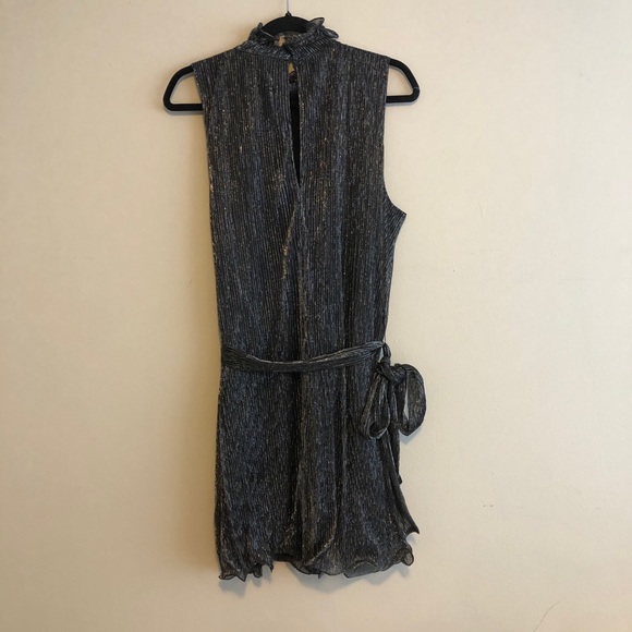 Endless Rose Black sleeveless dress - Picture 2 of 5